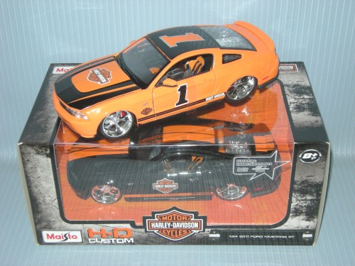1:24 H.D 2011 FORD MUSTANG GT
