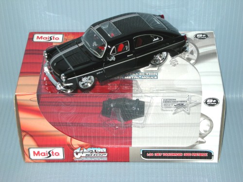   1:24 (1967) WW FASTBACK