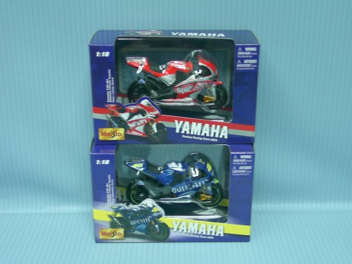 Maisto<br>1:18 GP YAMAHA 2004 MOTORCYCLE 2A