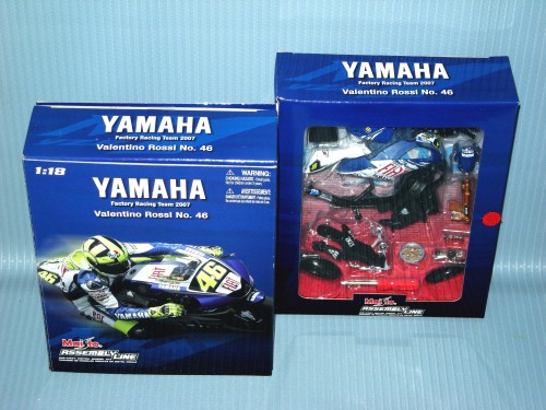 Maisto<br>1:18 (08) MOTO GP 2007 FIAT YAMAHA (46)