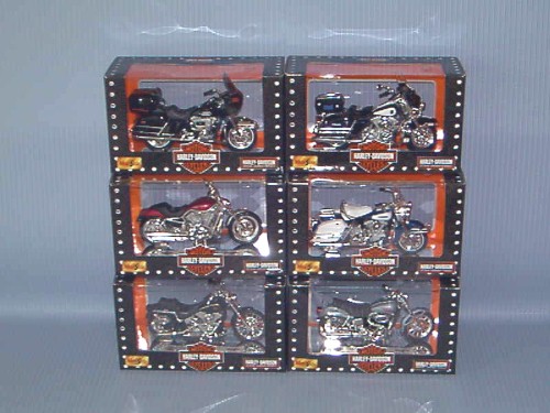 1:18 HARLEY MOTO SERIE 19  (6A)